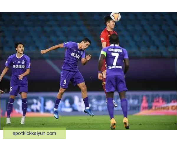 格纳布里无球跑动表现稳健，引发球迷关注与期待